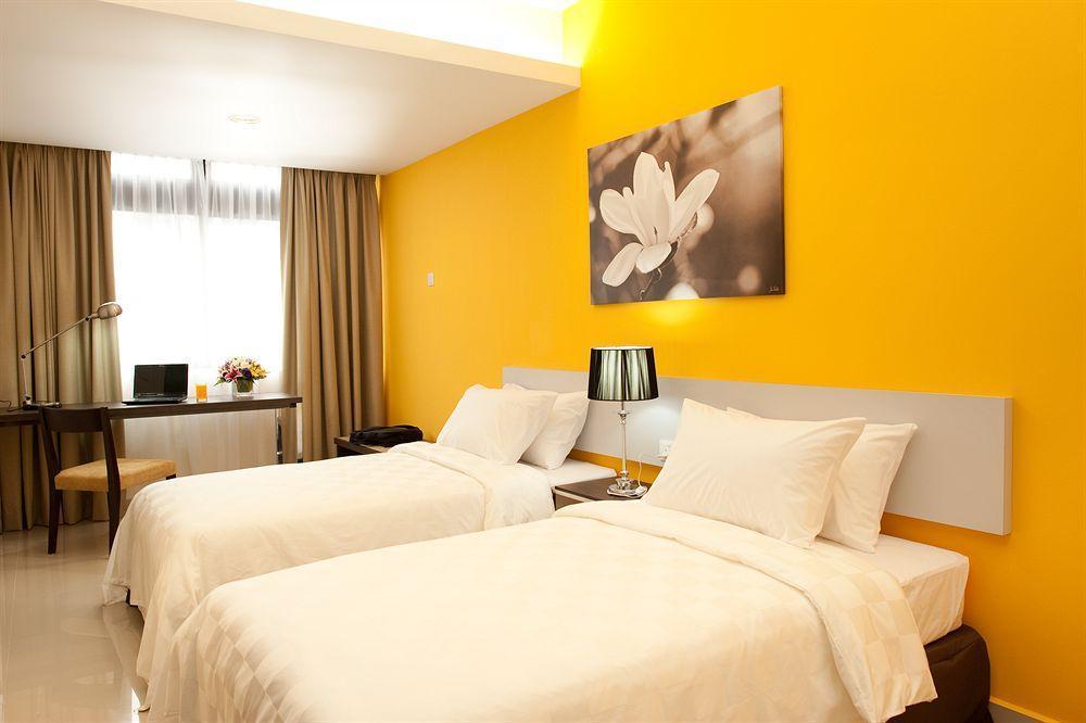 ฟาเร็นไฮท์ สวีทส์ กัวลาลัมเปอร์ Hotel ภายนอก รูปภาพ