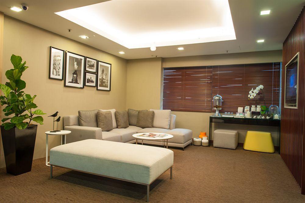 ฟาเร็นไฮท์ สวีทส์ กัวลาลัมเปอร์ Hotel ภายนอก รูปภาพ