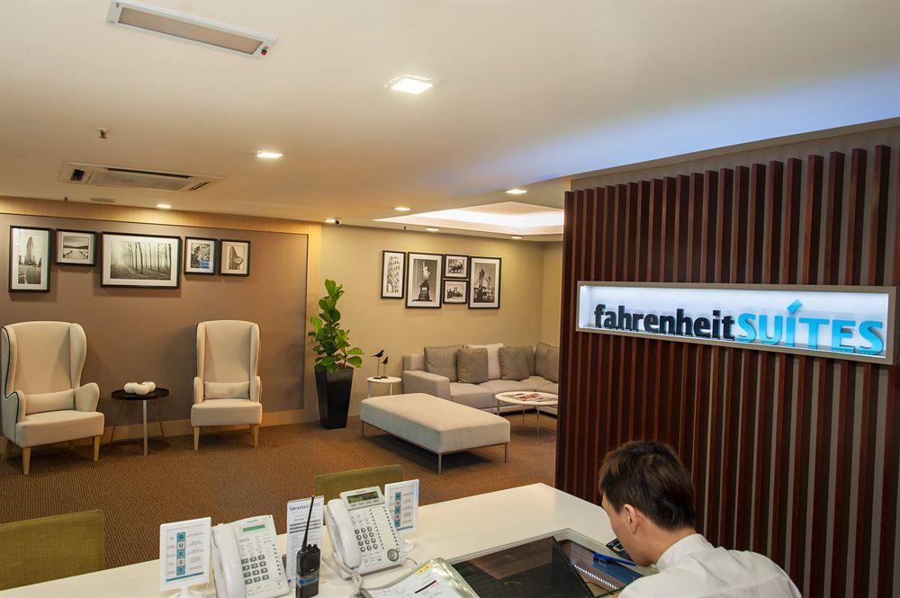 ฟาเร็นไฮท์ สวีทส์ กัวลาลัมเปอร์ Hotel ภายนอก รูปภาพ