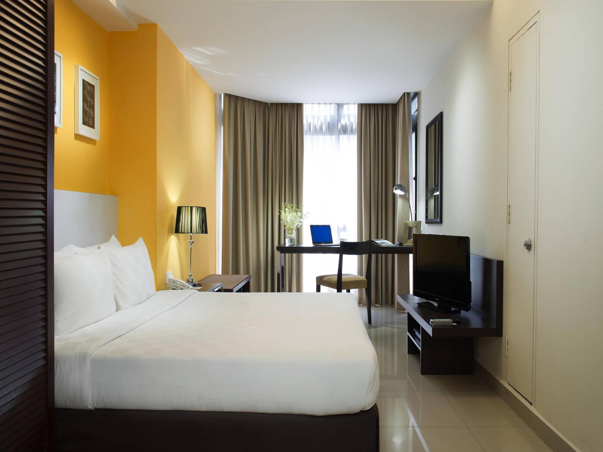 ฟาเร็นไฮท์ สวีทส์ กัวลาลัมเปอร์ Hotel ภายนอก รูปภาพ