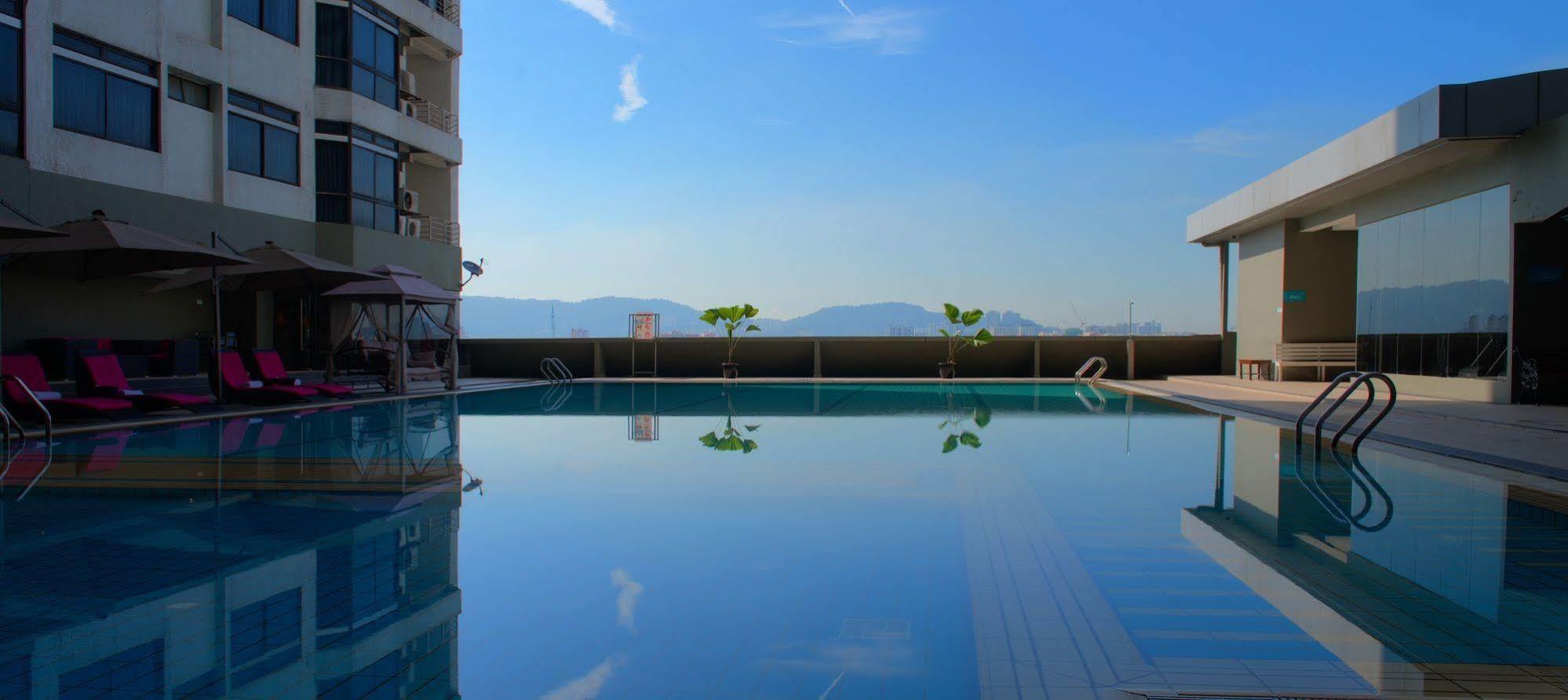 ฟาเร็นไฮท์ สวีทส์ กัวลาลัมเปอร์ Hotel ภายนอก รูปภาพ